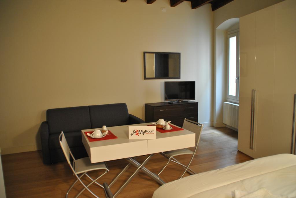 Dietro L'Angolo Hotel Brescia Room photo