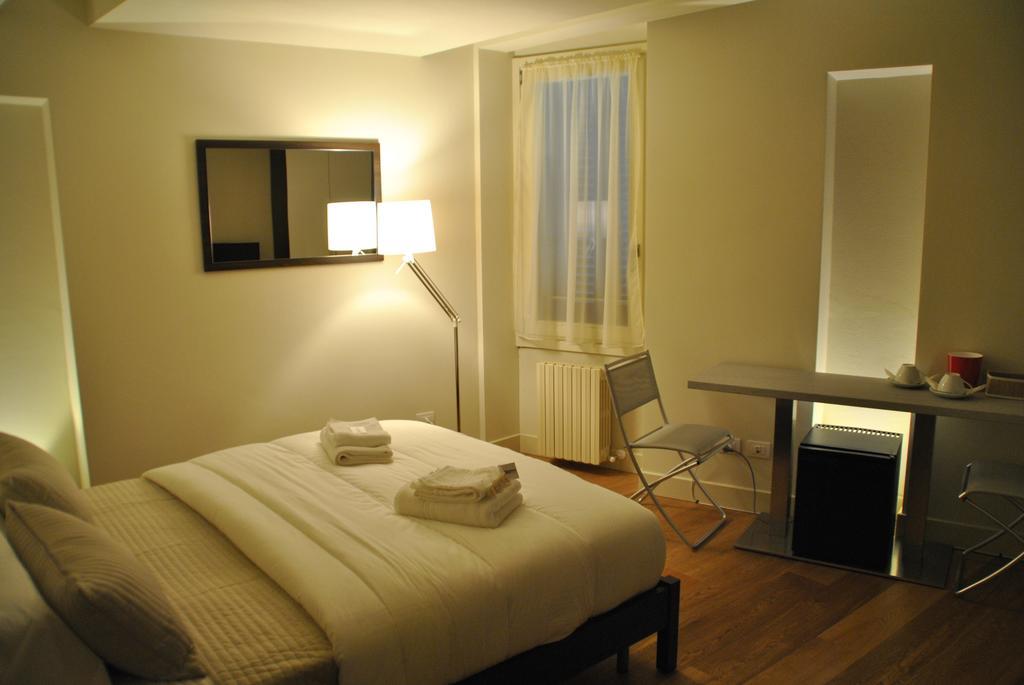 Dietro L'Angolo Hotel Brescia Room photo